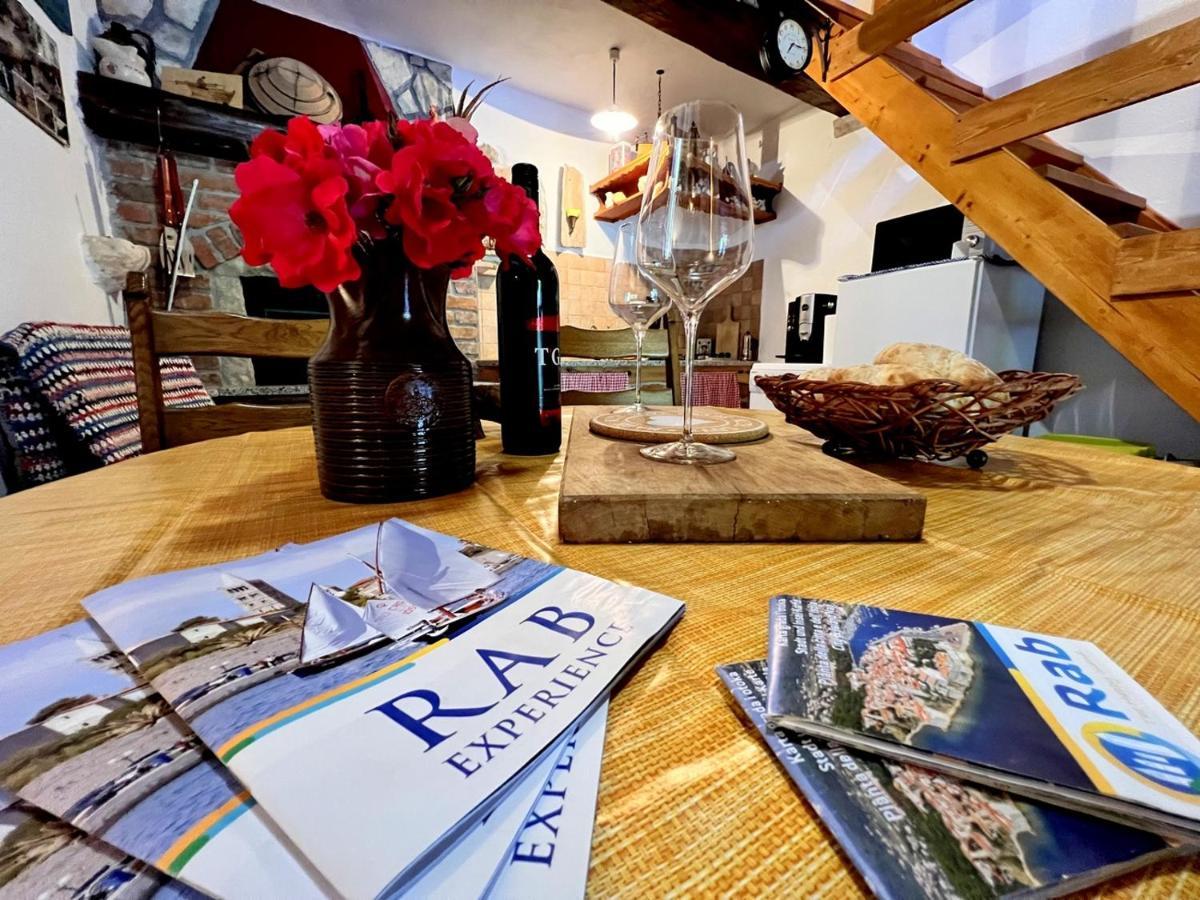 Casa Bella Holiday Home Rab Mundanije Экстерьер фото